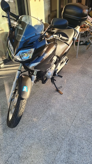 Honda Varadero 125 zu verkaufen Bild 3