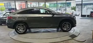 Mercedes-Benz E 400 Bild 19