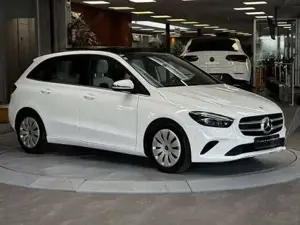 Mercedes-Benz B 180 Bild 3