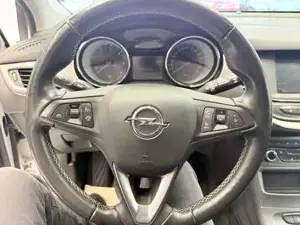 Opel Astra Bild 9