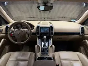 Porsche Cayenne Bild 11