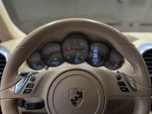 Porsche Cayenne Bild 19