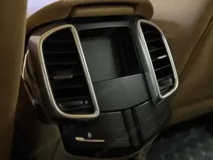 Porsche Cayenne Bild 12