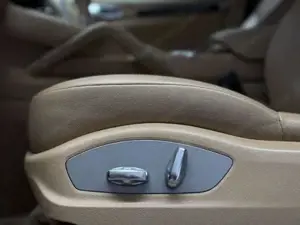 Porsche Cayenne Bild 15