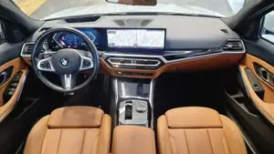 BMW 320 Bild 12