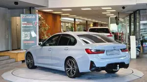 BMW 320 Bild 4
