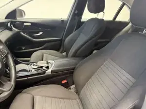 Mercedes-Benz C 180 Bild 13