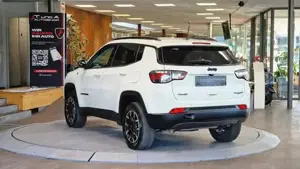 Jeep Compass Bild 8