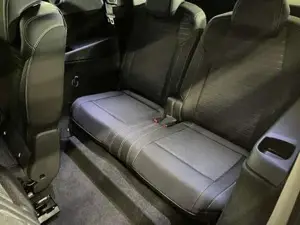 Peugeot 5008 Bild 19