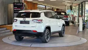 Jeep Compass Bild 6