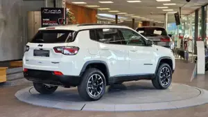 Jeep Compass Bild 5