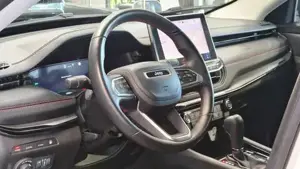 Jeep Compass Bild 18