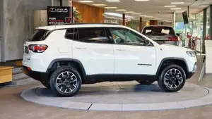 Jeep Compass Bild 14