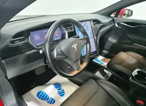 Tesla Model S Bild 7