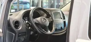 Mercedes-Benz  Bild 12