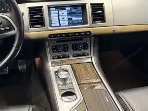 Jaguar XF Bild 10
