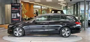 Mercedes-Benz C 220 Bild 4