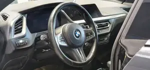 BMW 218 Bild 11