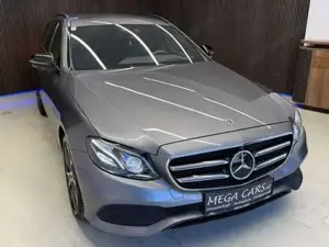 Mercedes-Benz E 300 Bild 4