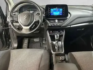 Suzuki S-Cross Bild 8