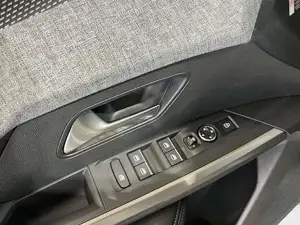 Peugeot 5008 Bild 12