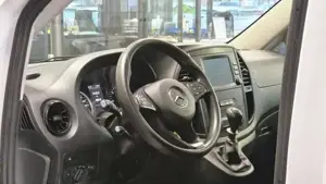Mercedes-Benz  Bild 17