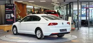 Volkswagen Passat Bild 6