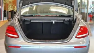 Mercedes-Benz E 200 Bild 14