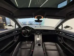 Porsche Panamera Bild 12