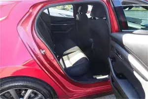 Mazda 3 Bild 8