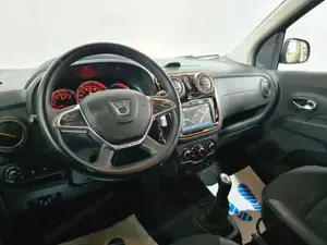 Dacia Lodgy Bild 9