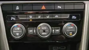 Volkswagen T-Roc Bild 18