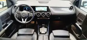Mercedes-Benz B 200 Bild 9