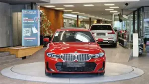 BMW 320 Bild 2