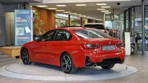 BMW 320 Bild 6