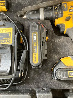 Dewalt 18w Akku bohrmaschiene Bild 3