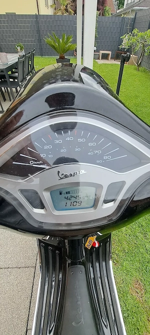 Vespa Primavera 50 ccm Bild 2