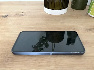Samsung A 55 5G mit Hülle Bild 4
