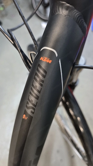 KTM Serveno 8 Panasonic Bild 4