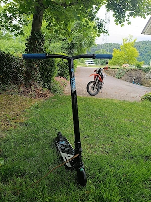 MGX stunt scooter blau schwarz  Bild 2