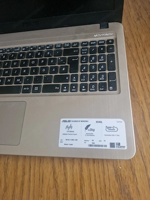 Asus laptop intel i3  Bild 3