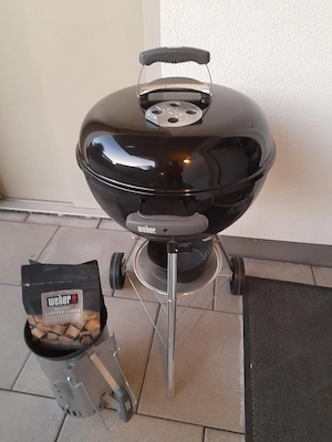 Weber-Kugelgrill mit Anzündhilfe Bild 2