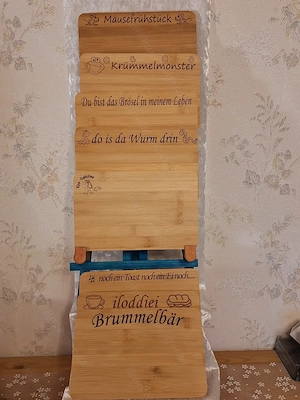 Bambus Frühstück-Jausen-Brotzeit-Brett mit gelaserten Sprüchen und Motiven