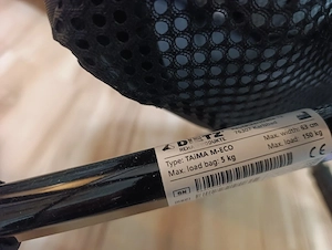 Rollator mit Bremse und Korb. wie neu