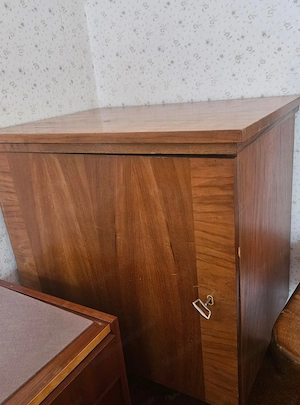 PFAFF Nähmaschine in Tischform unique Bild 2
