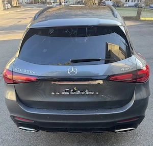 Mercedes-Benz GLC 300 e 4MATIC