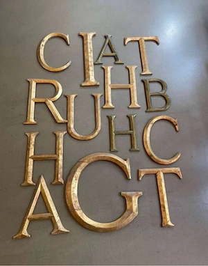 Vintage Design Holzbuchstaben gold Bild 2