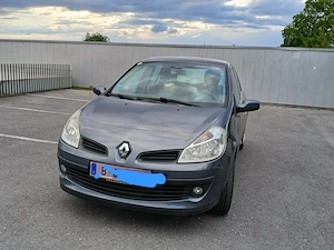 Renault Clio III  Bild 2