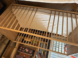 Holz Gitterbett  Bild 2