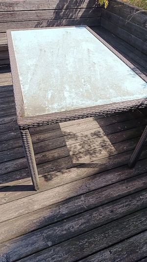 Gartentisch zu verschenken  Bild 2